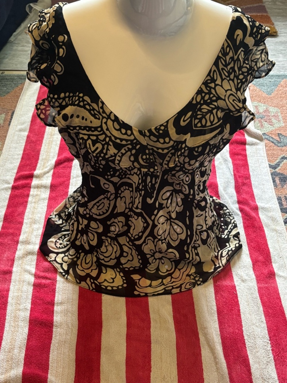 LOLA P BUTTERFLY SEQUIN TOP